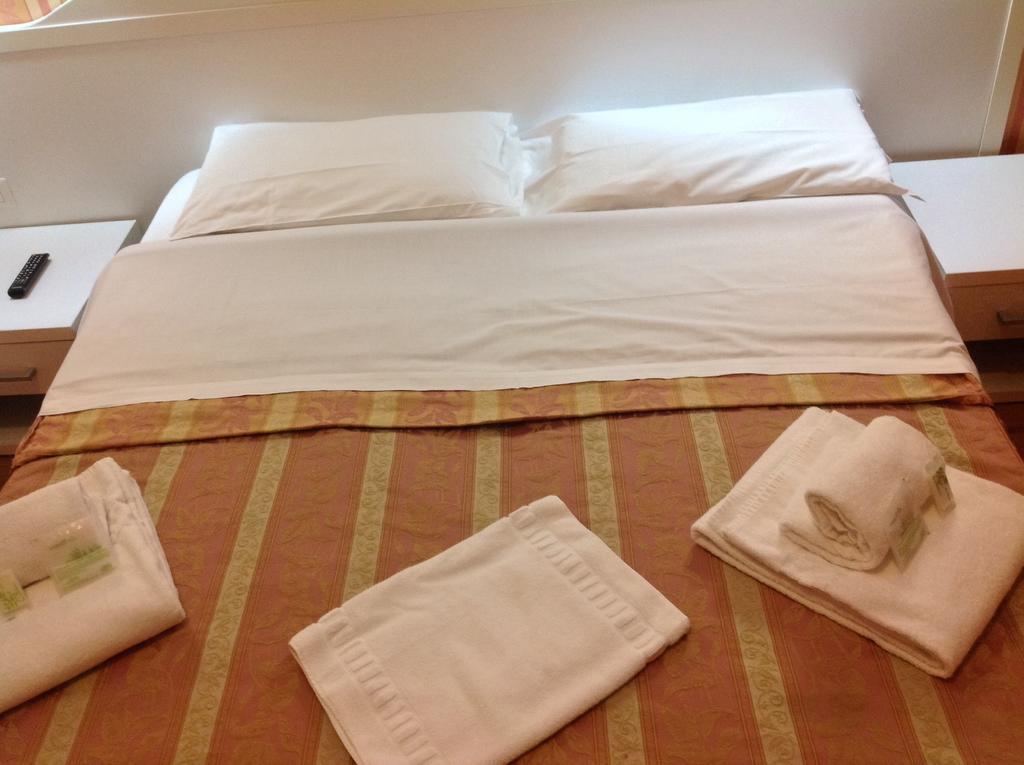 Rome Palace Hotel ห้อง รูปภาพ